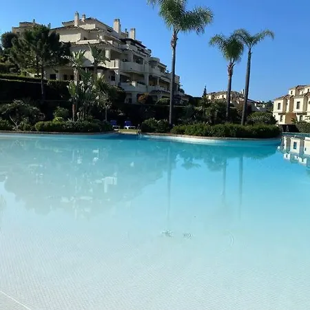 Capanes Del Golf Luxury Malaga